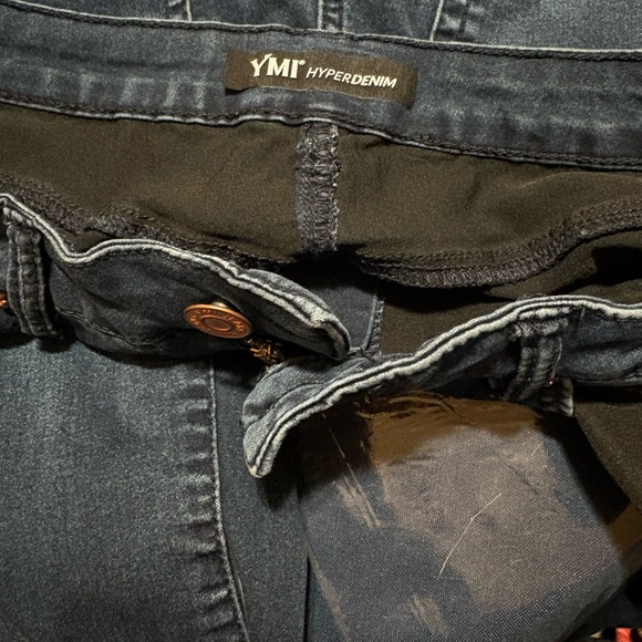 Women's Skinny Jeans in Dark Indigo Wash - Picture 4 of 8